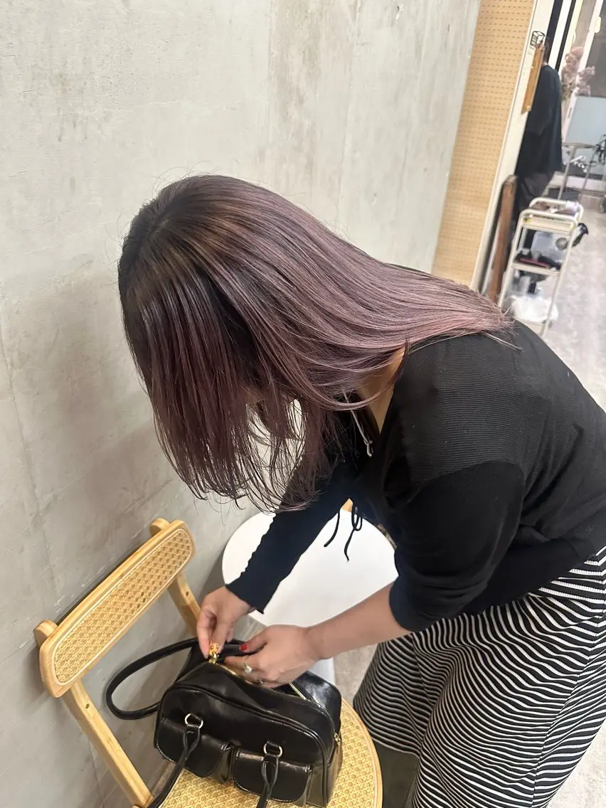 ミディアム カラー バレイヤージュ ベージュカラー ブリーチ ブラウンカラー ケアブリーチ カット ヘアカラー トリートメント カットモデル募集中 ／HARUKA🎀のヘアスタイル