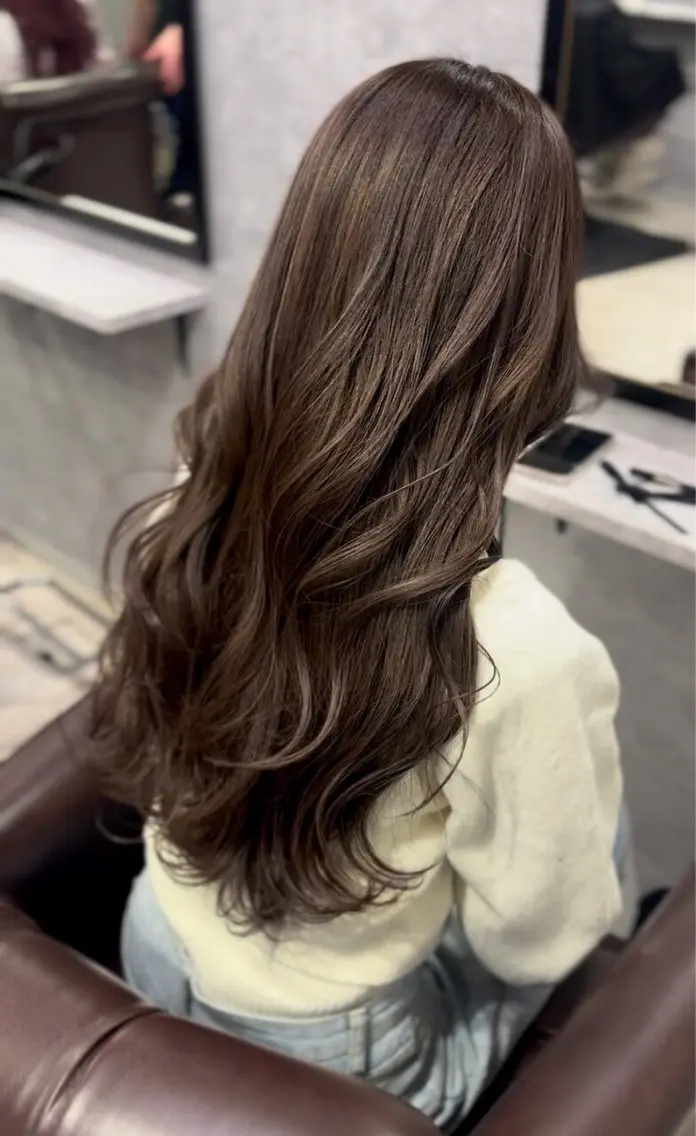 セミロング ヘアカラー トリートメント 池袋/カラー特化🎨 ロング料金なし🩵のヘアスタイル