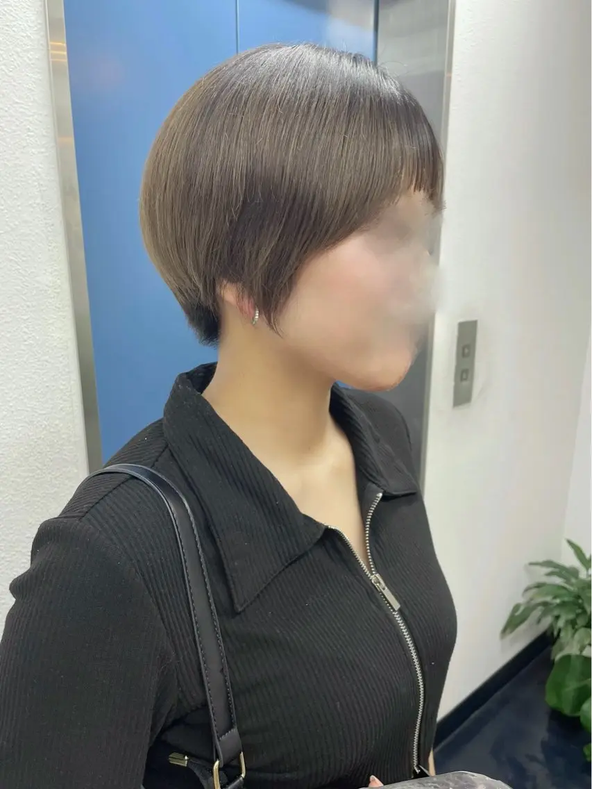 ショート 江里口 愛のヘアスタイル