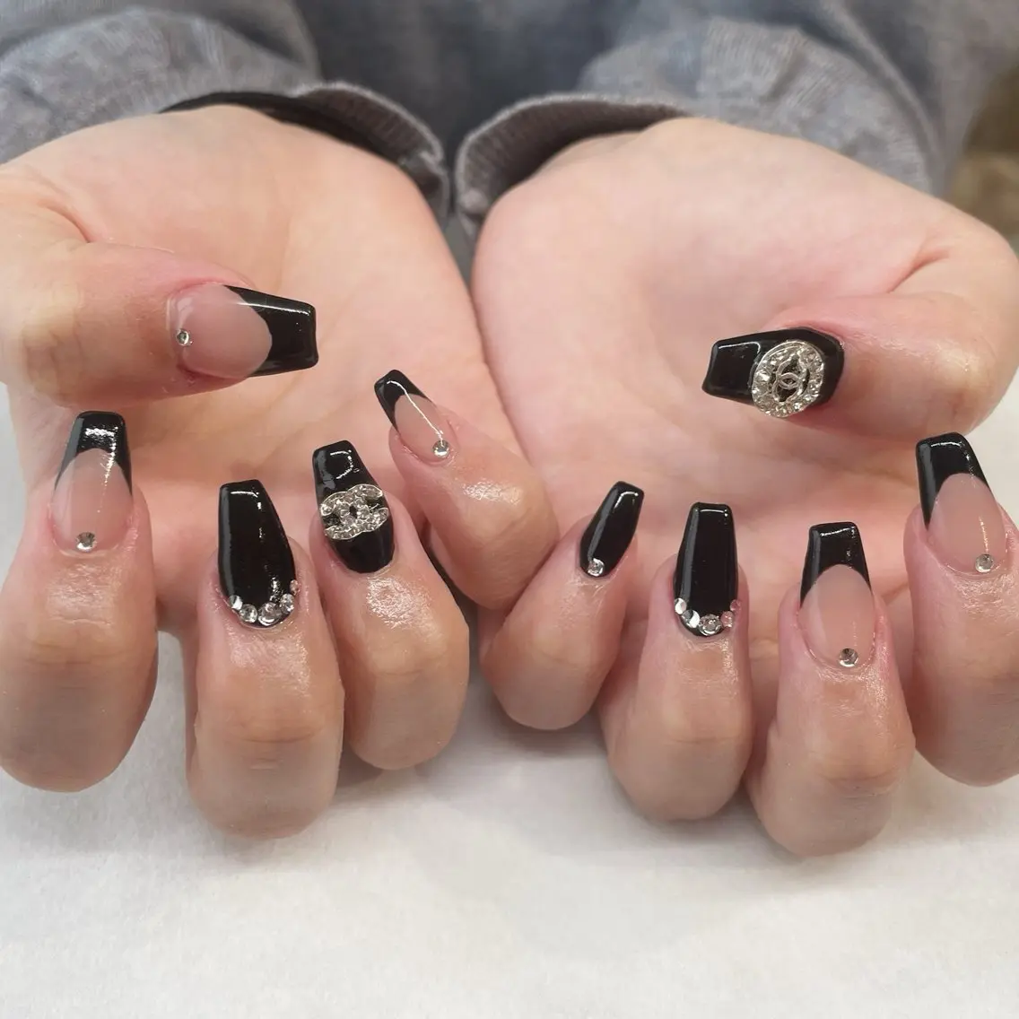 ネイル ハンドネイル 💎🐰 saki. m 🐰💎のネイルデザイン