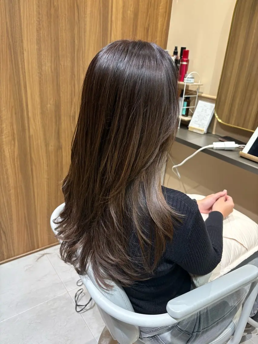 ロング カラー ロングレイヤー レイヤーカット ロング TV出演&受賞歴有☆ 宮本輝正のヘアスタイル