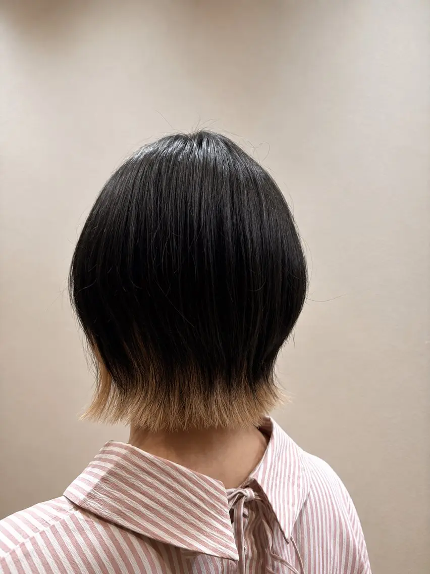 ミディアム ボブレイヤー ボブ レイヤーカット カット トリートメント 小原 瑠美那のヘアスタイル