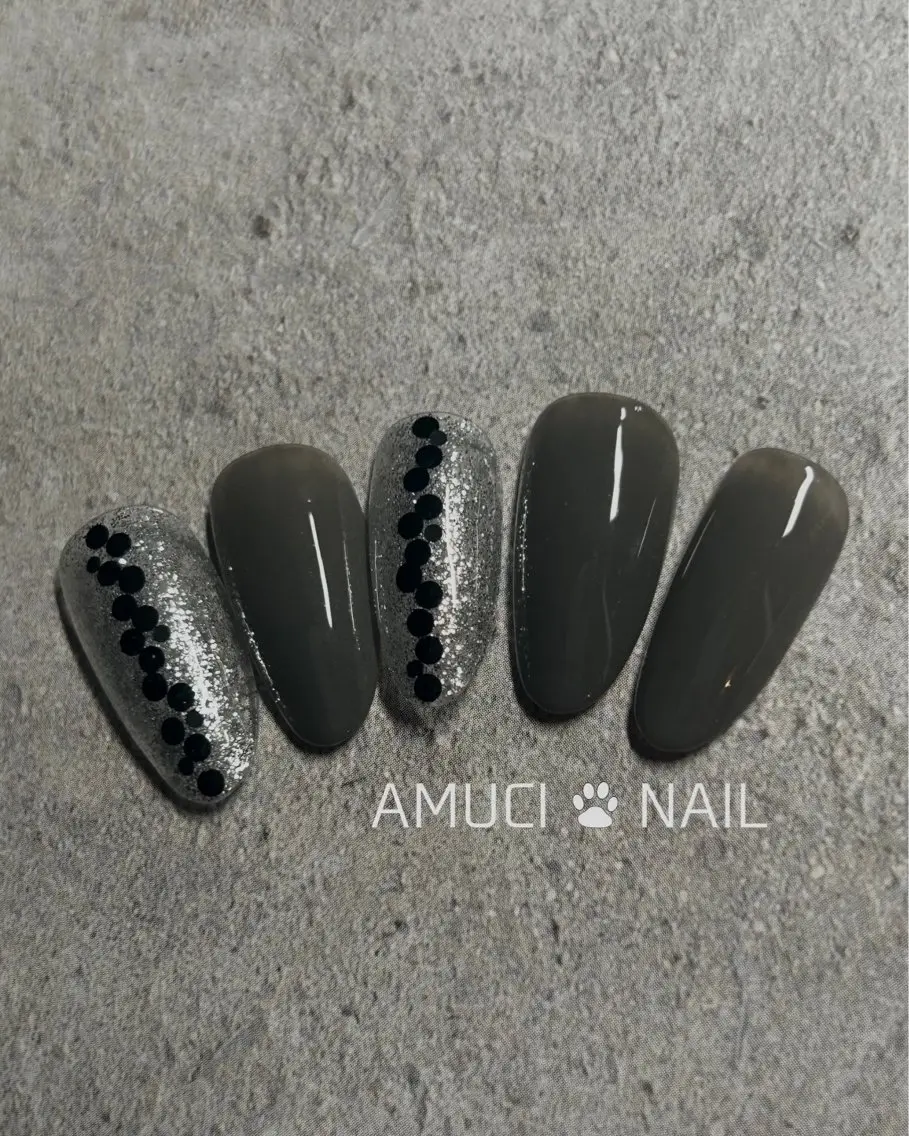 ネイル ハンドネイル AMUCI NAIL Shihomiのネイルデザイン