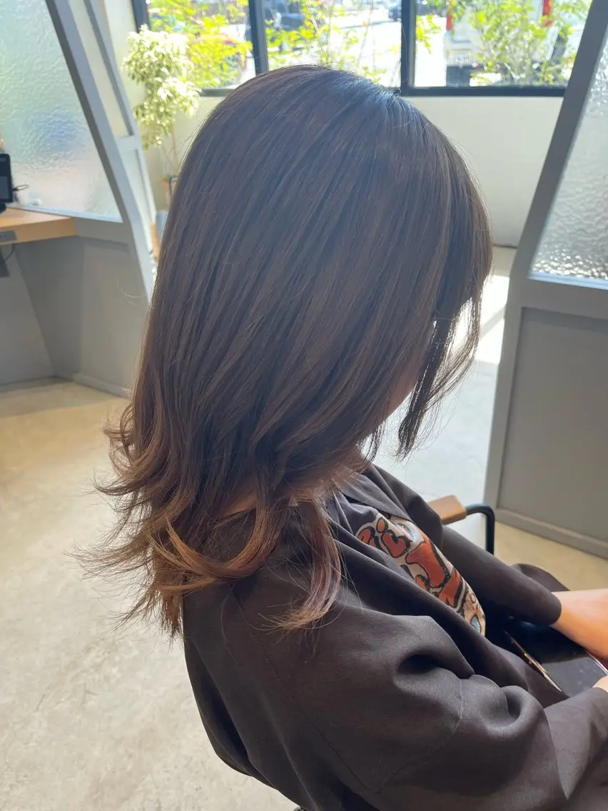 ミディアム 福島 果音のヘアスタイル