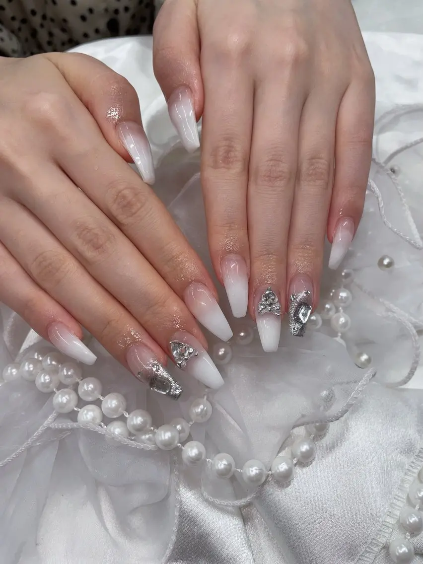 ネイル 🫧 Y♡veil🫧のネイルデザイン