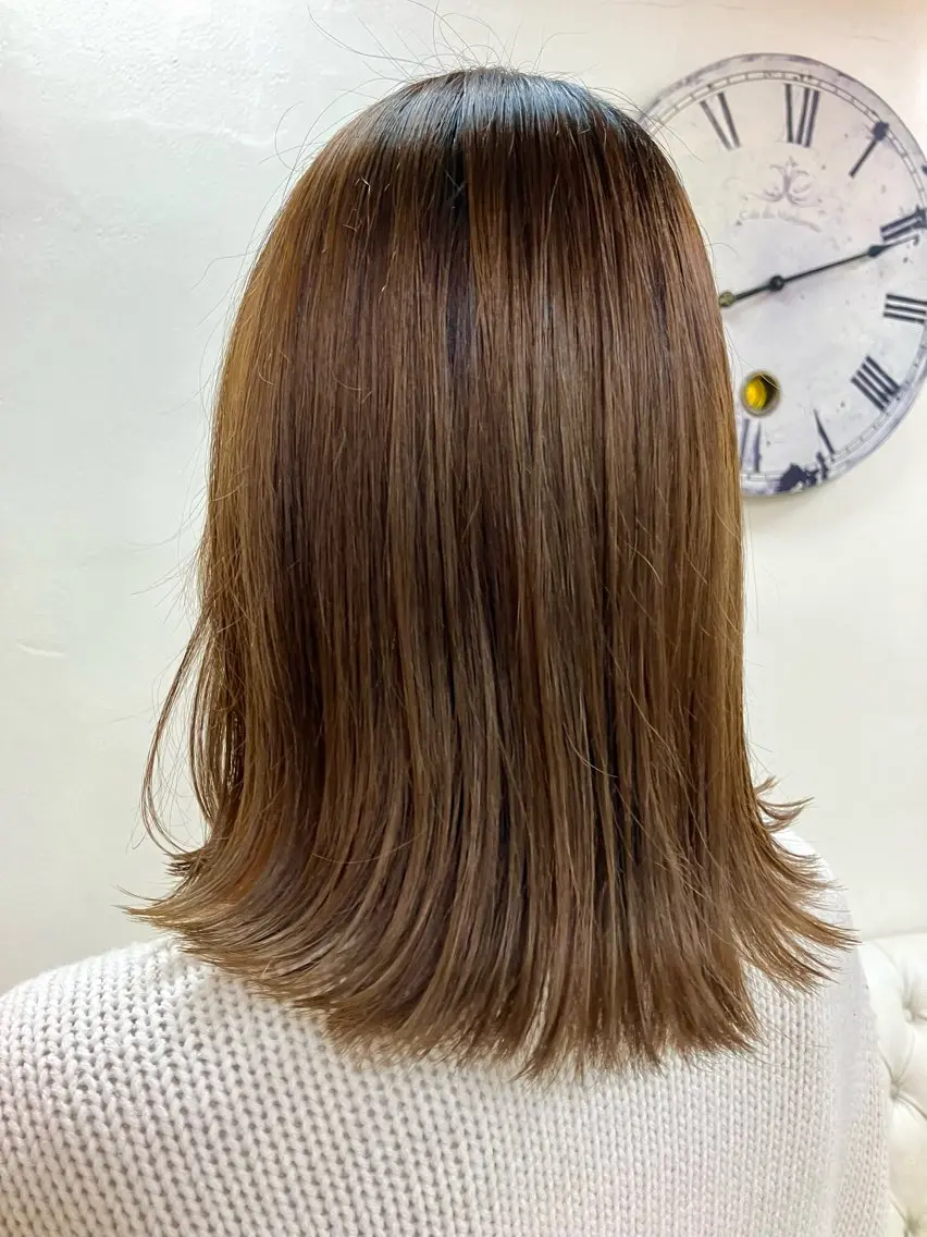 ミディアム レイヤー×透明感 カラー🤍MAOのヘアスタイル
