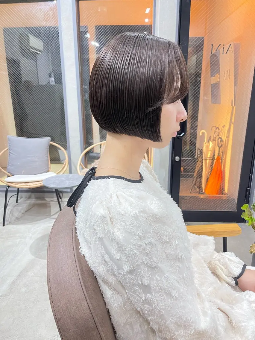 ミディアム ボブ カット トリートメント AiM 大名　似合わせカットのヘアスタイル