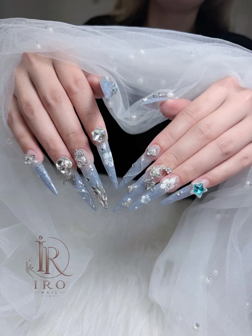 ネイル ハンドネイル IRO Nail Studioのネイルデザイン