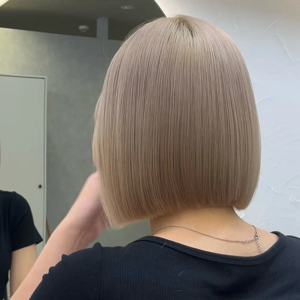 ショート カット ヘアカラー ko toのヘアスタイル