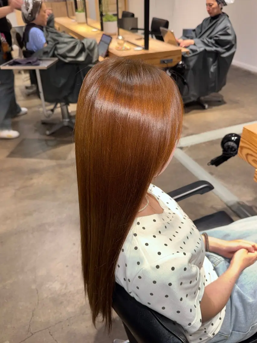 カラー ホリウチ リオのヘアスタイル
