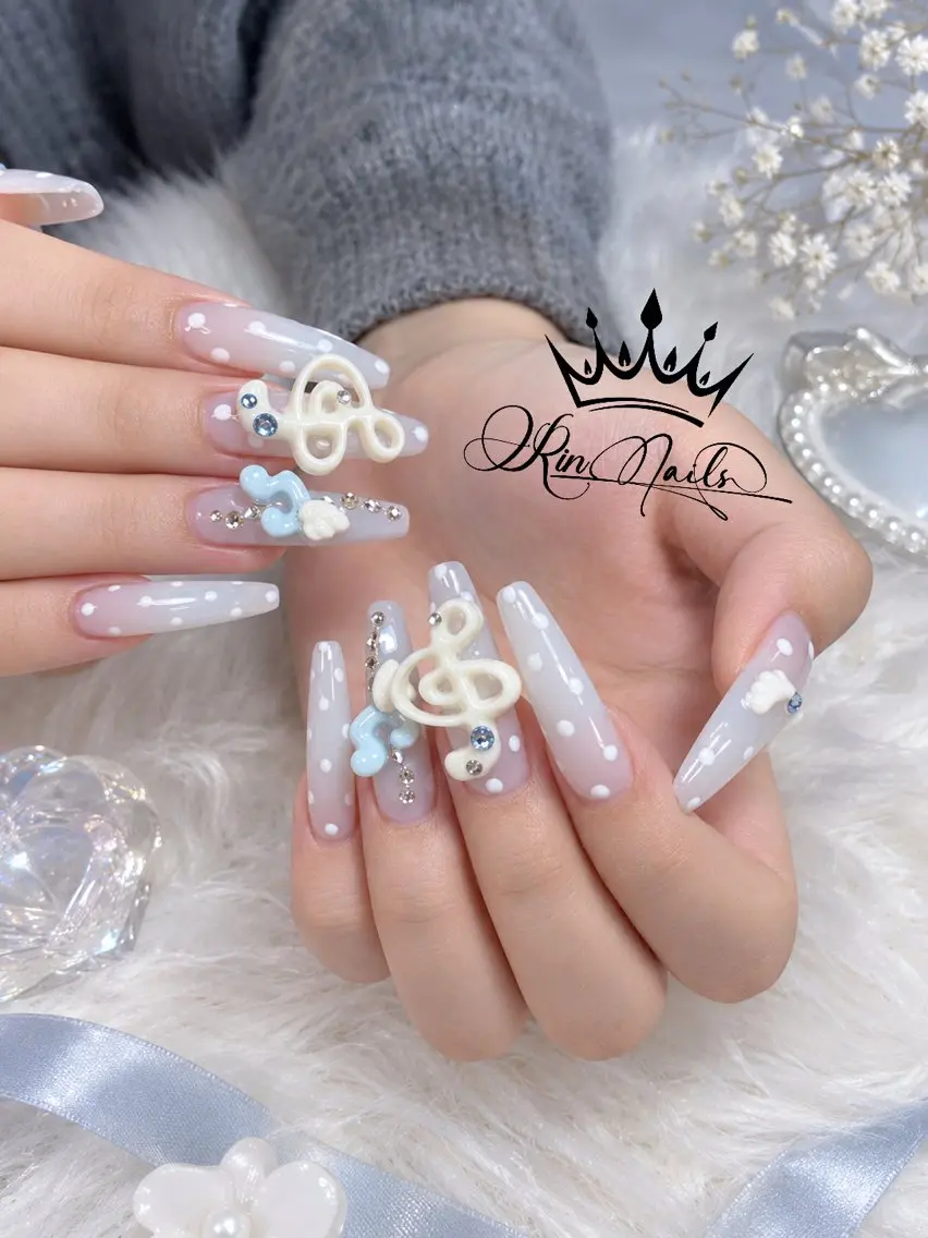 ネイル Rin.nails ネイルサロンのネイルデザイン