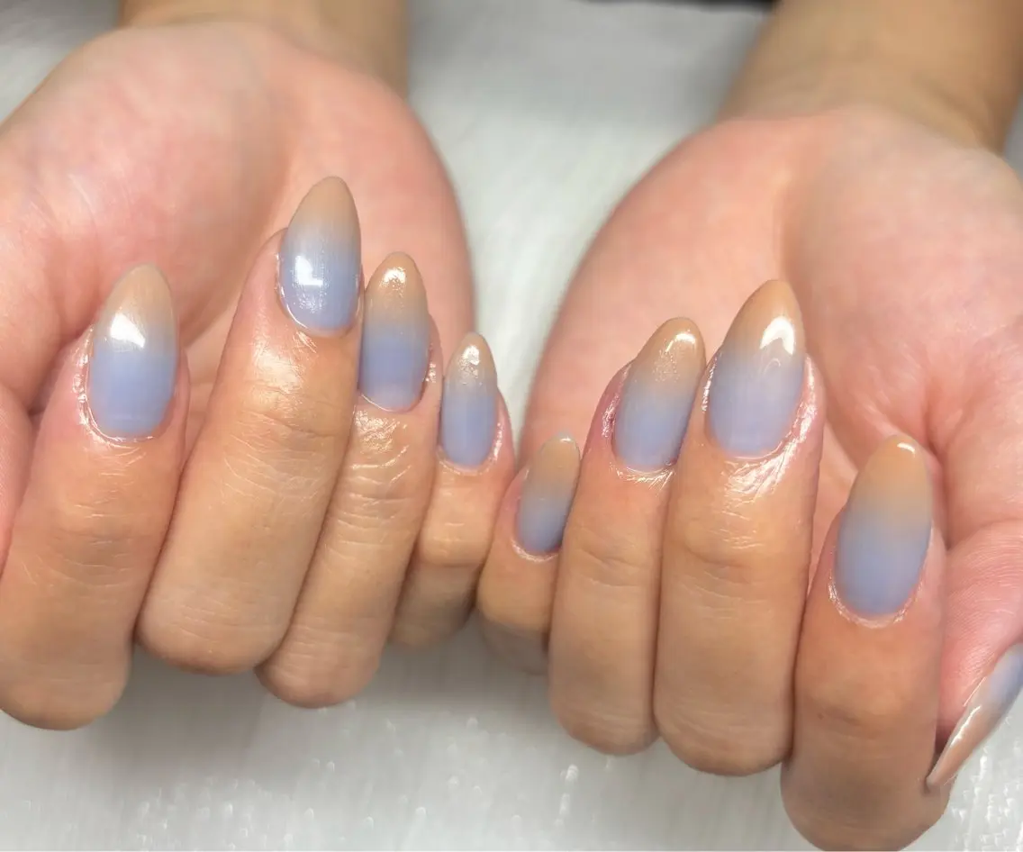 ネイル グラデーション ハンドネイル kaho  🧸🎀 RiLionのネイルデザイン