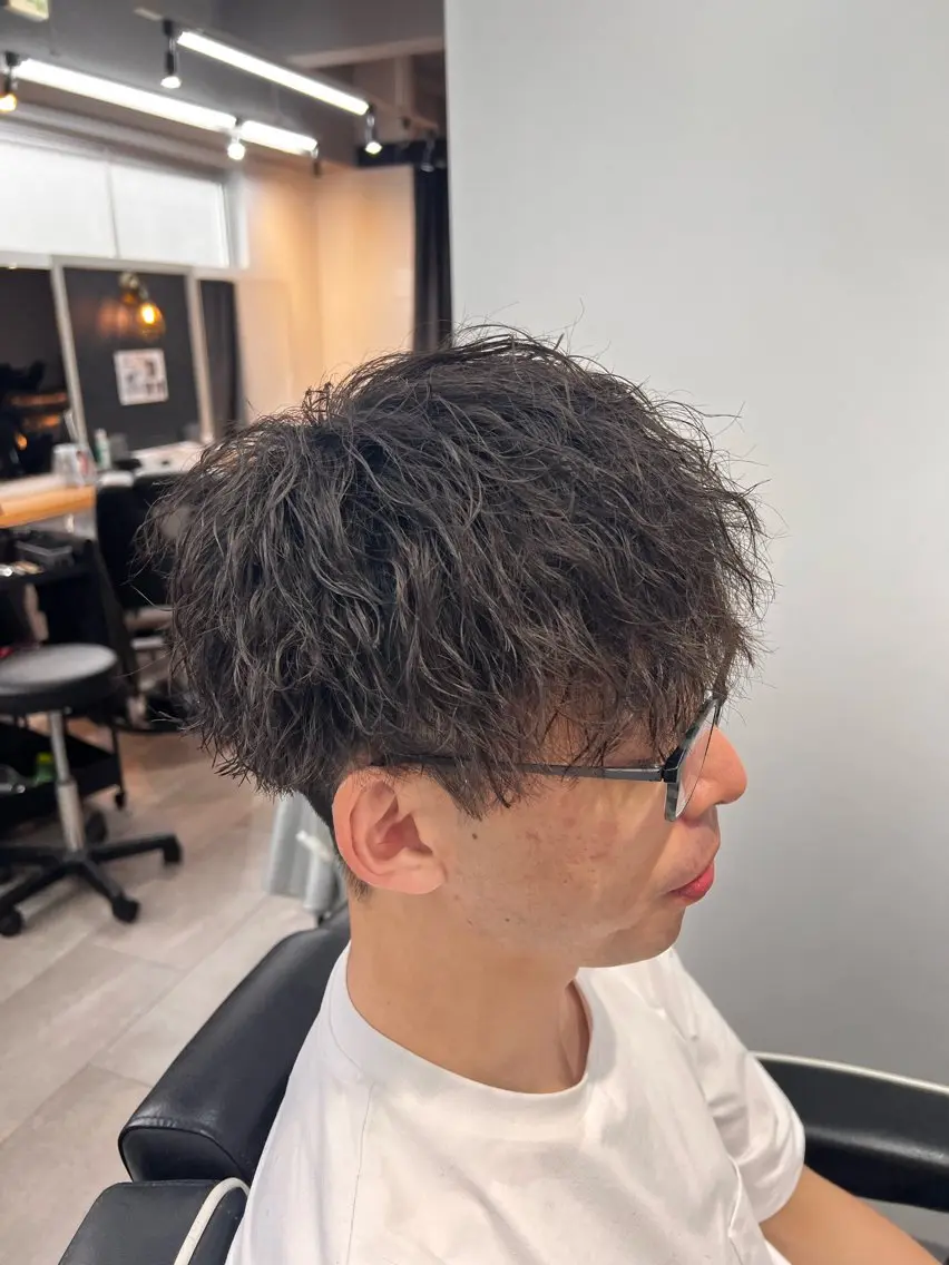 ショート カット パーマ メンズカット、パーマ 特化🔥🌊瀬川竜生のヘアスタイル
