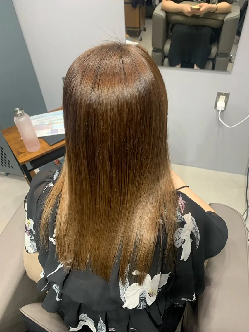 セミロング 髪質改善 縮毛矯正 Emma Kanonのヘアスタイル