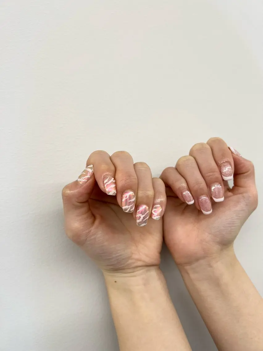 ネイル フラッシュネイル フレンチネイル ジェルネイル 韓国ネイル 持ち込み ハンドネイル ハンドケア Bana_ Nailのネイルデザイン