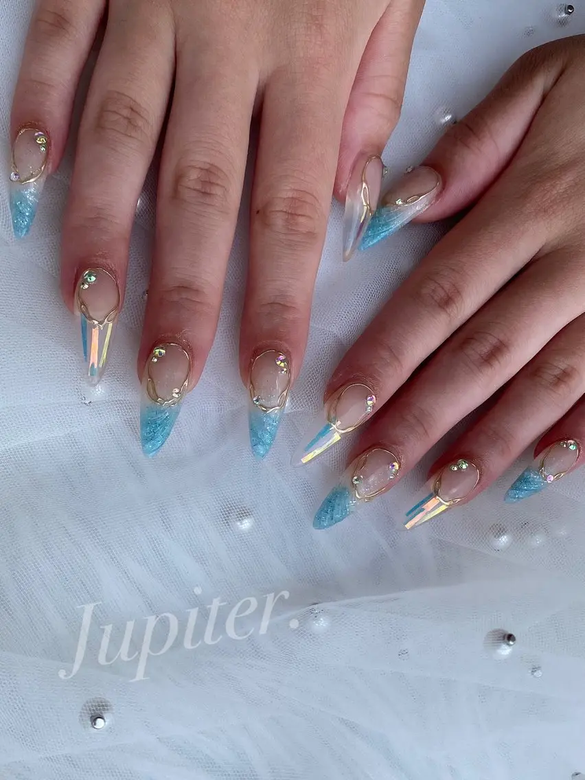 ネイル オーロラネイル ハンドネイル Jupiter .のネイルデザイン