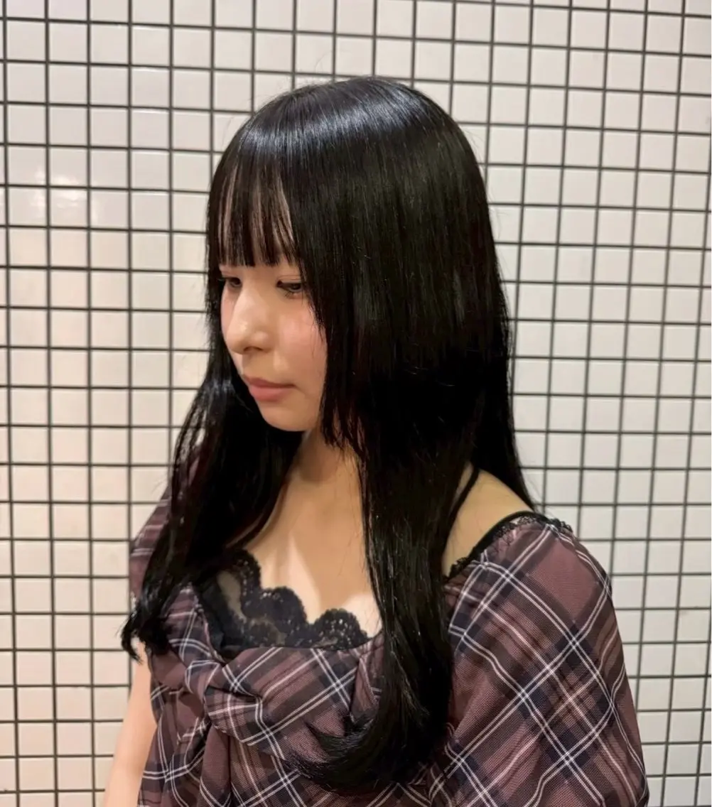ロング カラー 顔まわりレイヤー 顔周りカット レイヤーカット カット ヘアカラー 韓国ヘア/ハイトーン /レイヤー🎀Rinのヘアスタイル