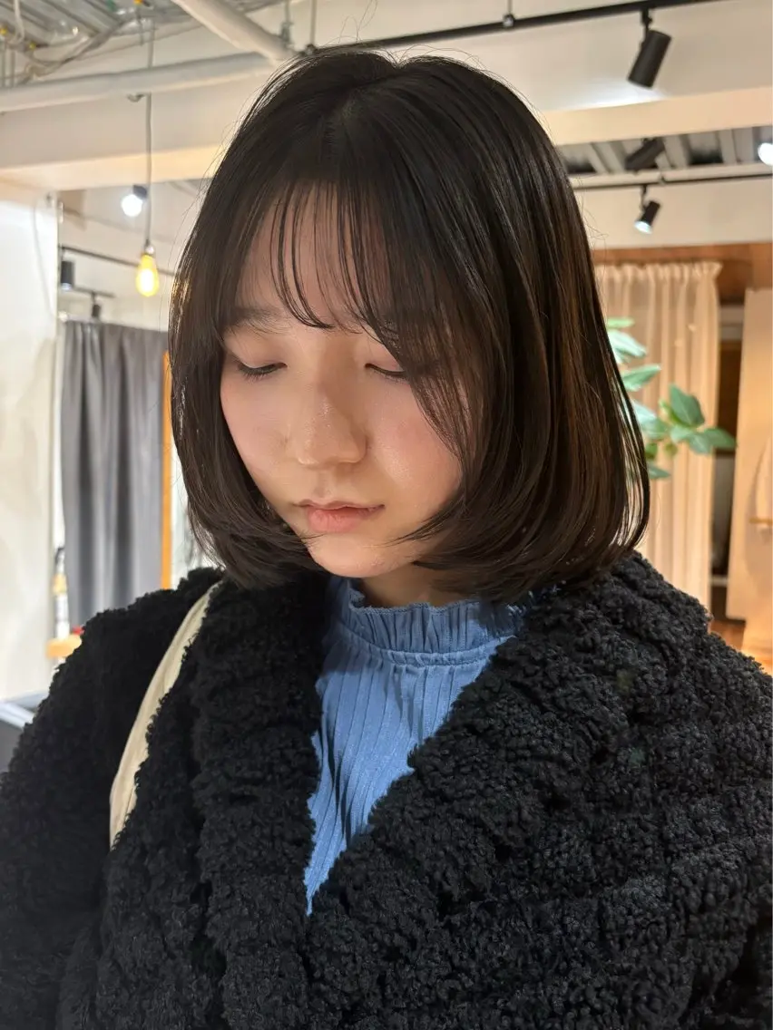 ショート ボブ 顔周りカット レイヤーカット カット aina / n.w.hのヘアスタイル