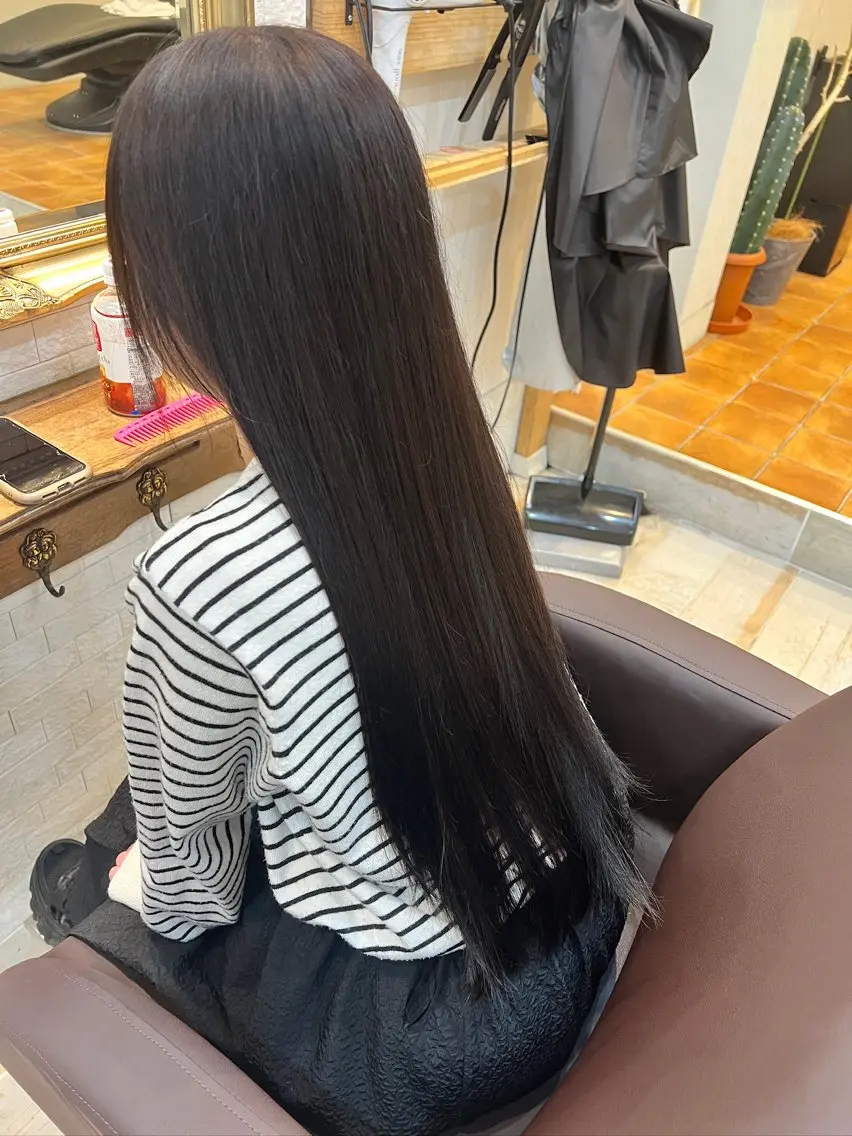 ロング カラー Rayt hair レイトヘアーのヘアスタイル