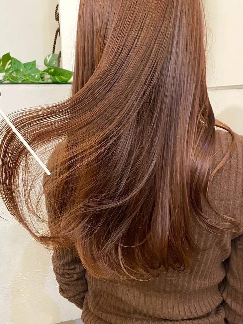 ロング カラー ブラウンカラー チョコレートブラウン 透明感カラー 菊地 翔太のヘアスタイル