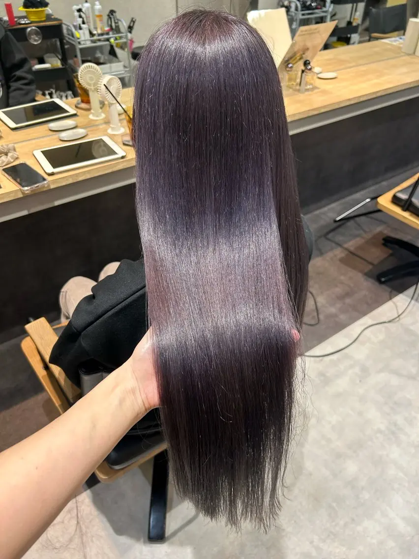 ロング カラー ブリーチ グレージュ ラベンダーカラー ラベンダーグレージュ ラベンダーグレー カット ヘアカラー トリートメント hubhair レイヤー/透明感のヘアスタイル