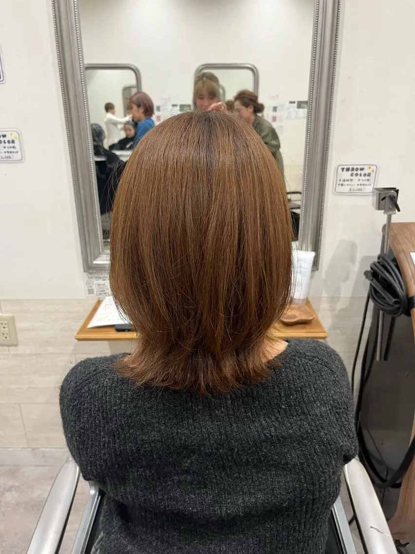 ミディアム カラー カット 艶髪🥣透明感カラー 🫧前田奈津実のヘアスタイル