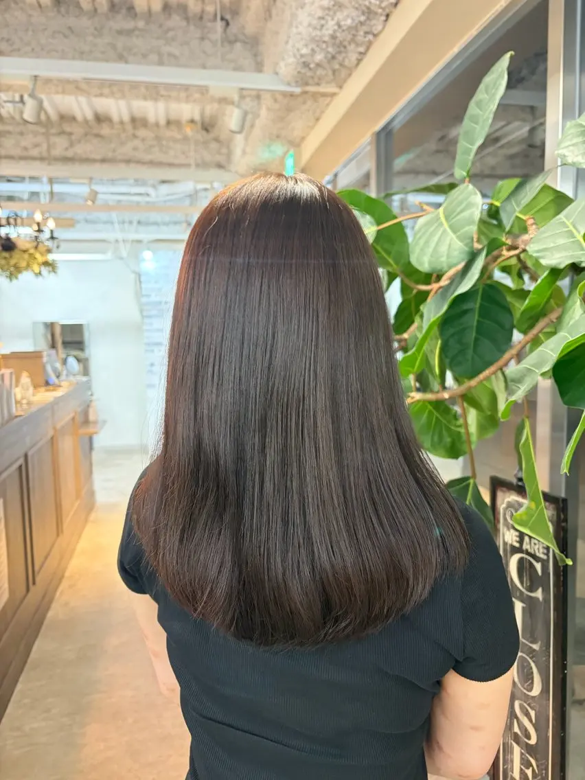 ミディアム カットモデル unaのヘアスタイル