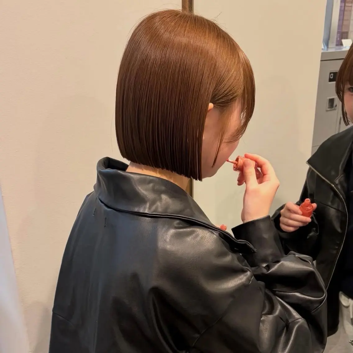 ショート カラー ブリーチ ダブルカラー ブリーチなしカラー カット ヘアカラー haruna / Toruveのヘアスタイル