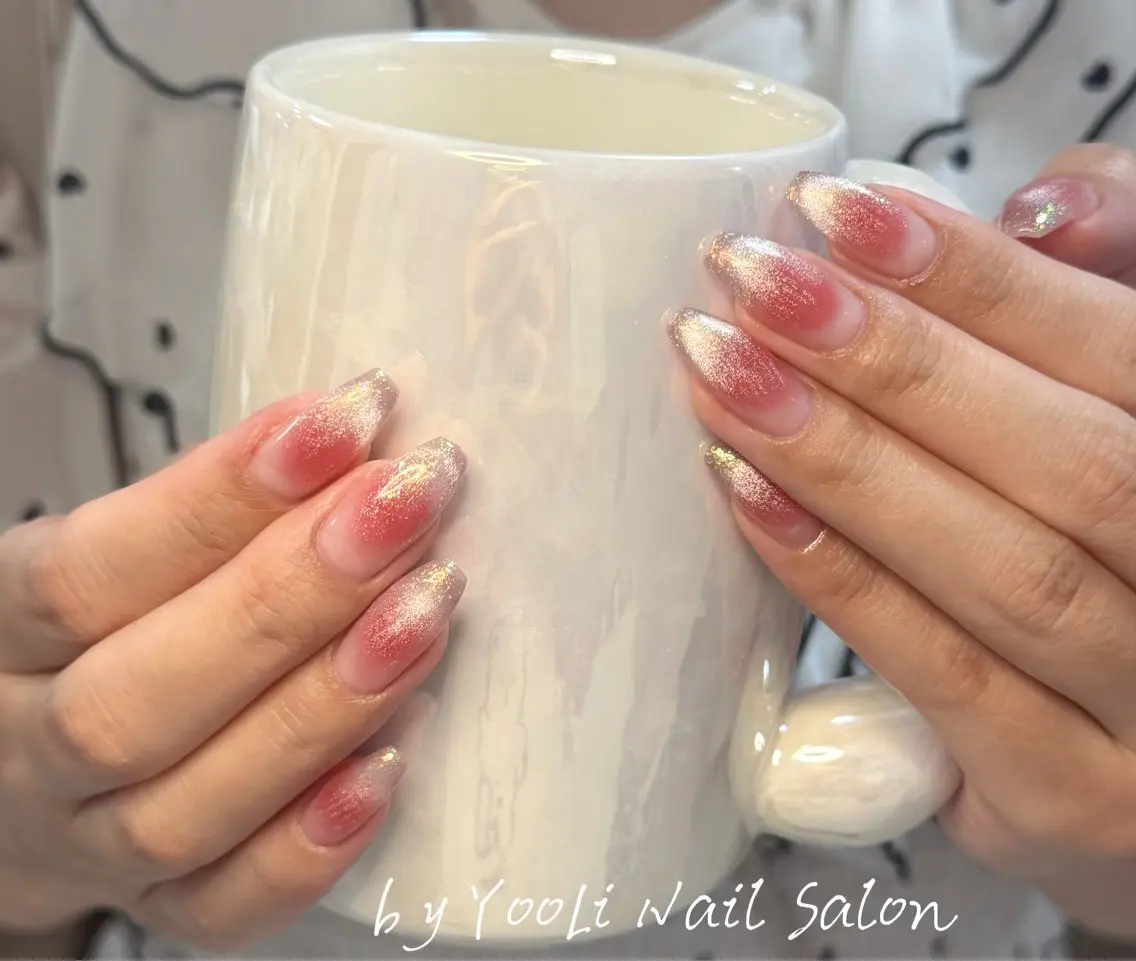 ネイル アートネイル オーロラネイル チークネイル フレンチネイル ガラスフレンチ ハンドネイル 🎀🎀YooLi Nail Salonのネイルデザイン