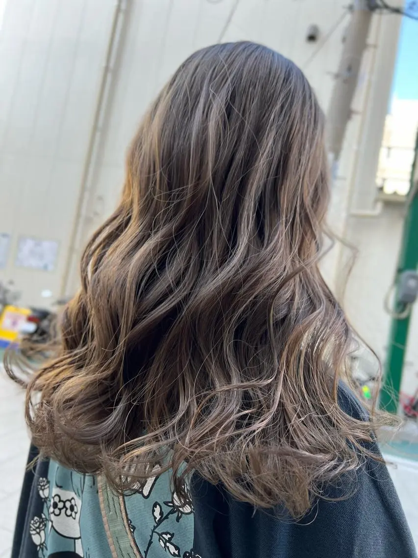 【美容学生限定】カット+カラー+トリートメントの写真