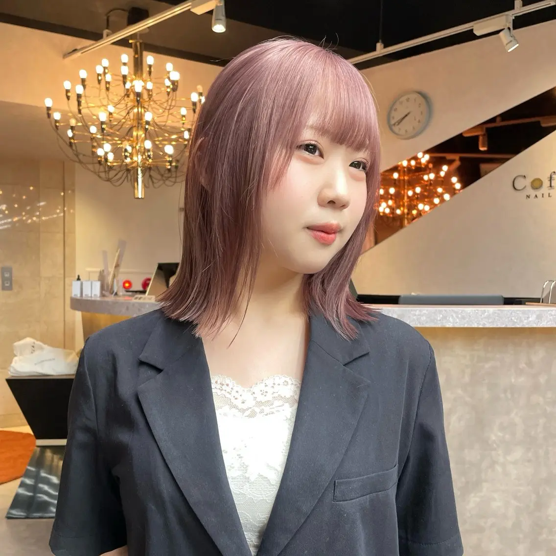 ミディアム カラー ヘアカラー トリートメント 透明感/ベージュ/ 艶髪/ボブ🫧門脇由のヘアスタイル