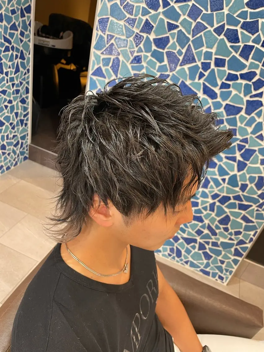 ショート メンズ メンズブリーチ メンズウルフカット ショートヘア ウルフカット ヘアカラー 山本 マサキのヘアスタイル