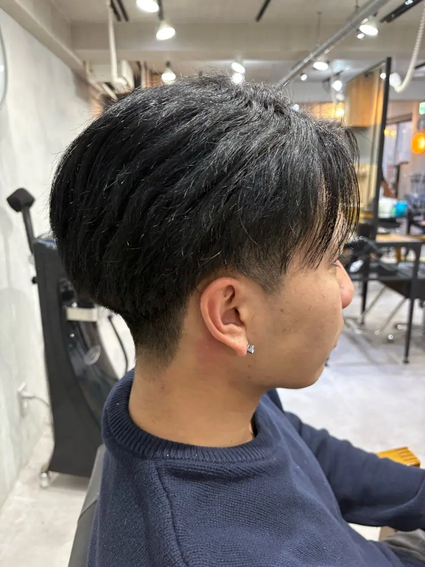 ショート カラー メンズ 🌈透明感カラー 韓国 ミライ🇰🇷のヘアスタイル