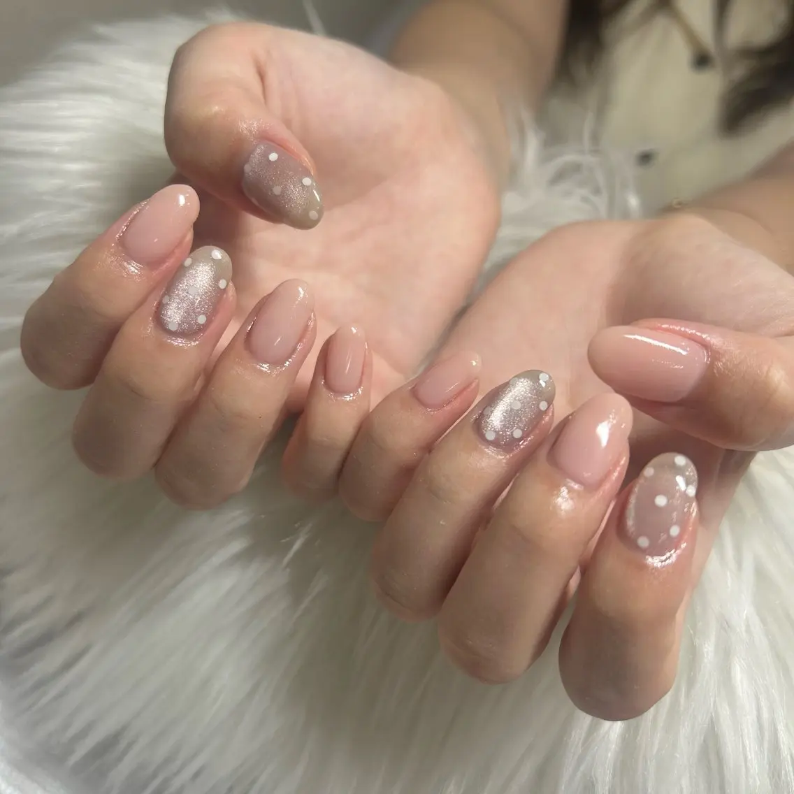 ネイル ドット マグネットネイル ハンドネイル y’sbeauty 本町店のネイルデザイン