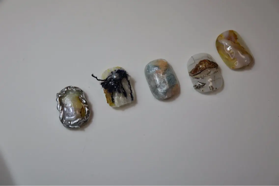 ネイル ハンドネイル YUMI ニュアンスnailsのネイルデザイン