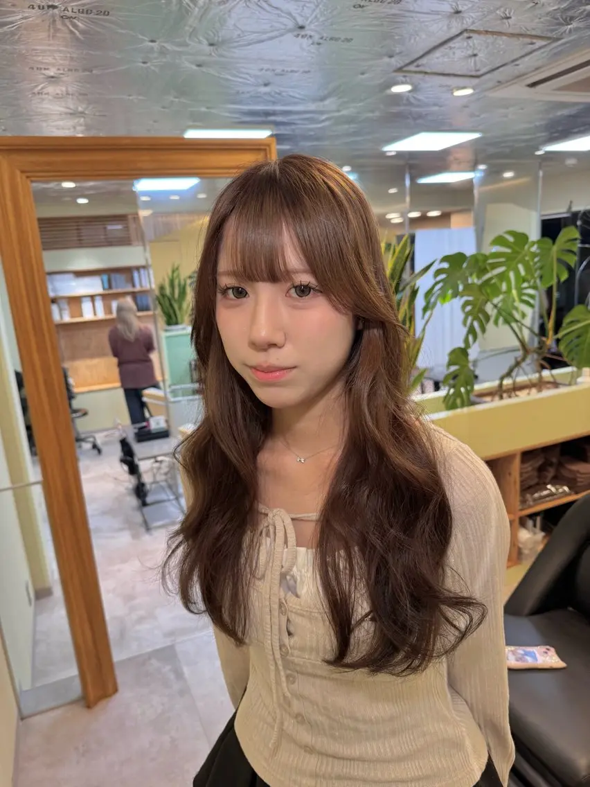 セミロング カラー KOHNO/ザクザク レイヤーとハッシュCのヘアスタイル