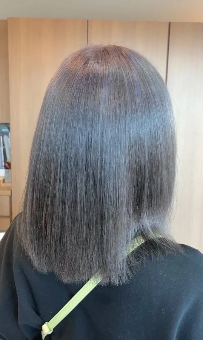 ミディアム カラー ブリーチ ダブルカラー シルバー ヘアカラー arika もえのヘアスタイル