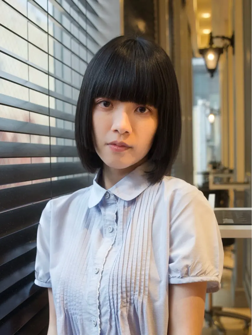 ミディアム 梅本 佳容子のヘアスタイル