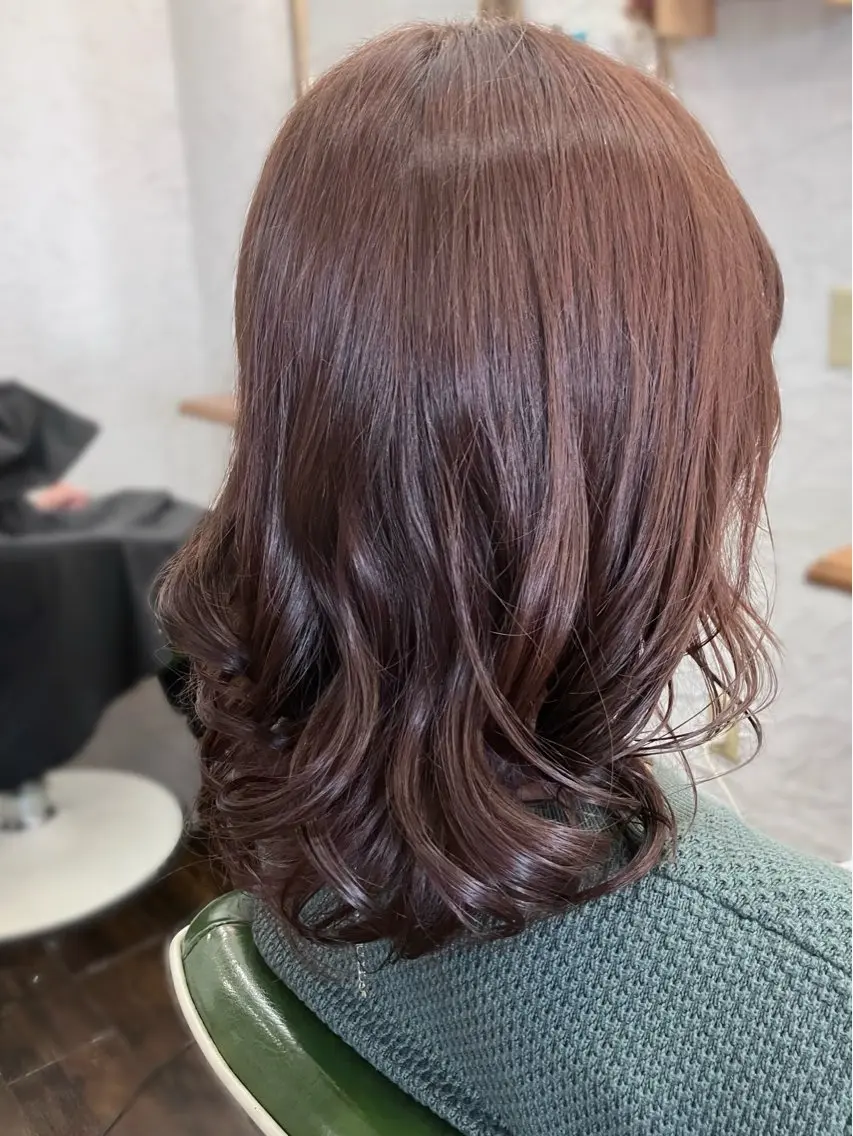 ミディアム カット ヘアカラー 末吉 慶多のヘアスタイル