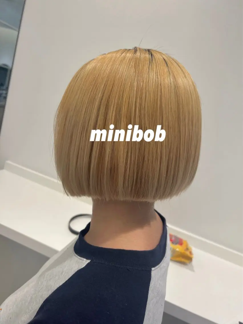 ショート 切りっぱなしボブ ボブ 𝑬𝑰𝑲𝑰/ 金沢駅西口店のヘアスタイル