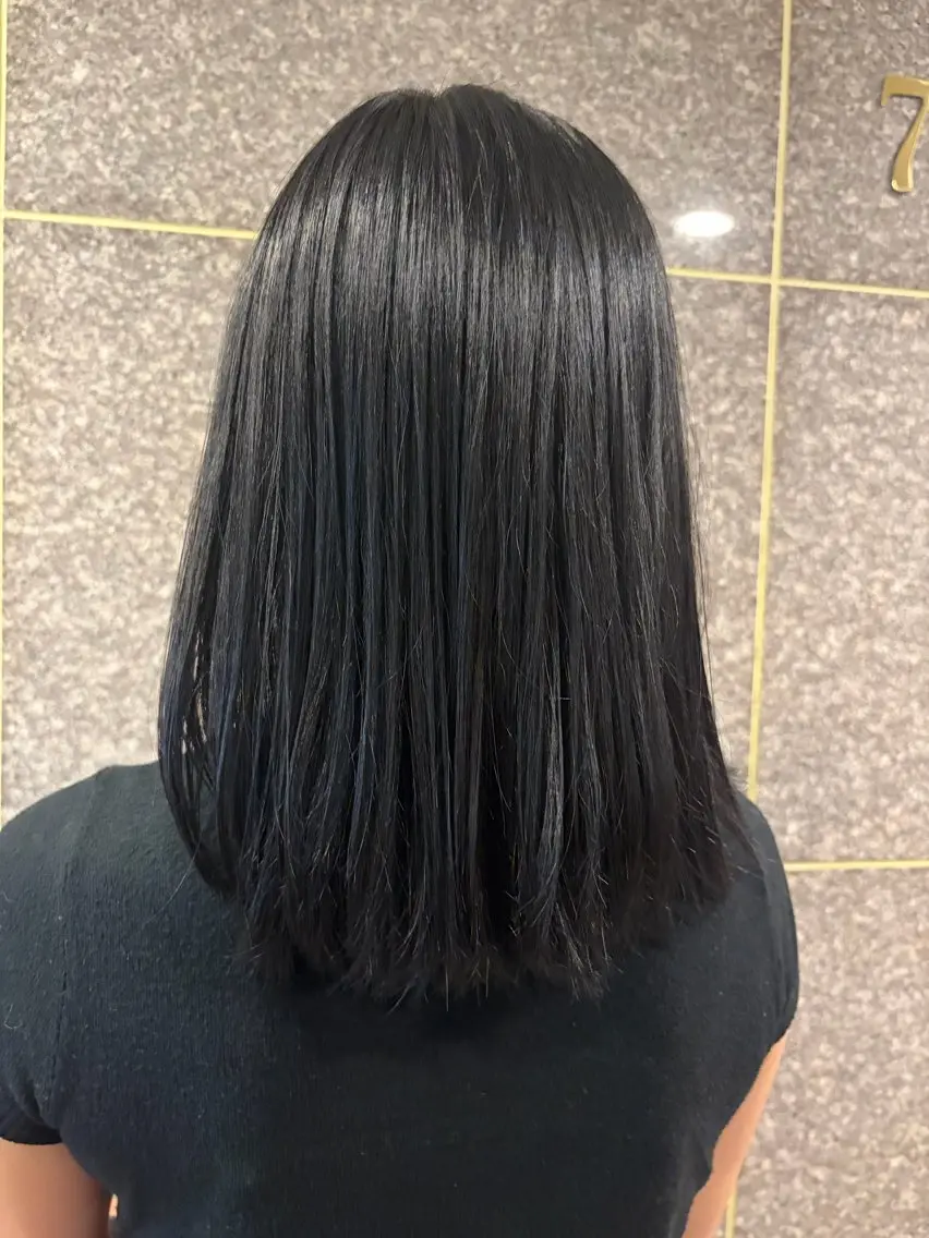 ミディアム カラー 門脇 愛未のヘアスタイル