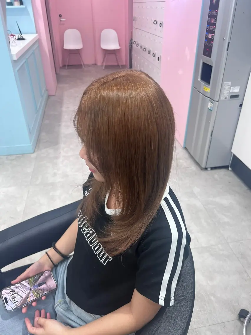 カラー ミルクティー・透明感 🏹REN🏹のヘアスタイル