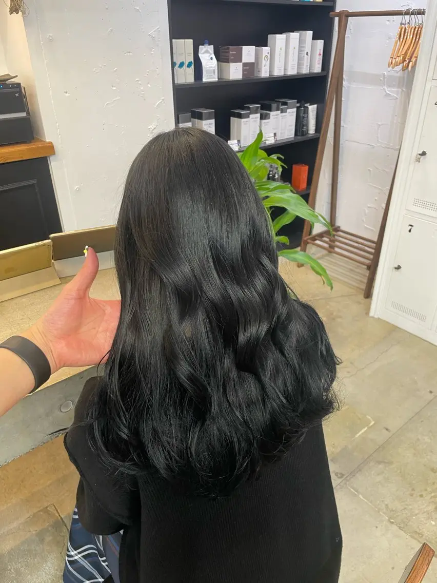 セミロング カラー カット 🦄垢抜けボブ特化× 暖色カラー未来🦄のヘアスタイル