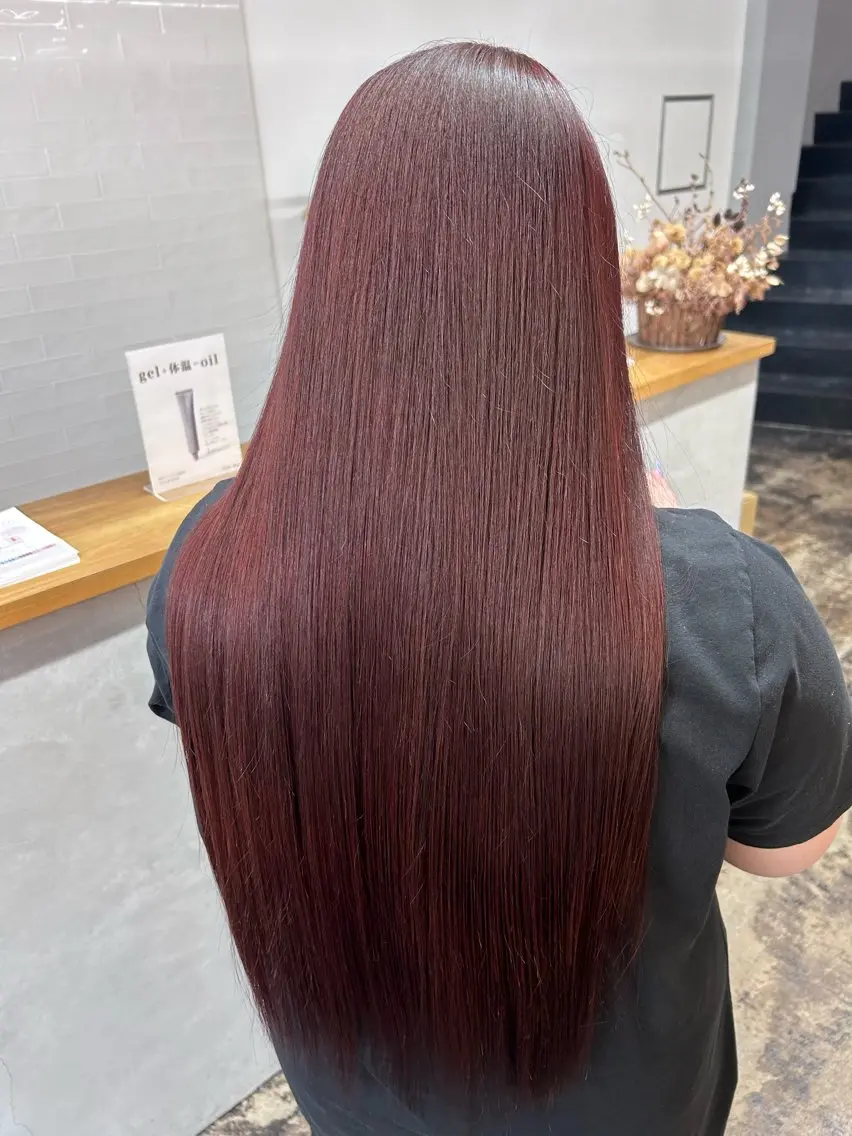 ロング カラー ピンクカラー 髪質改善 ヘアカラー トリートメント sol. ayakaのヘアスタイル
