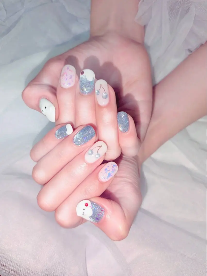 ネイル MAXKELLY MEGUMIのネイルデザイン