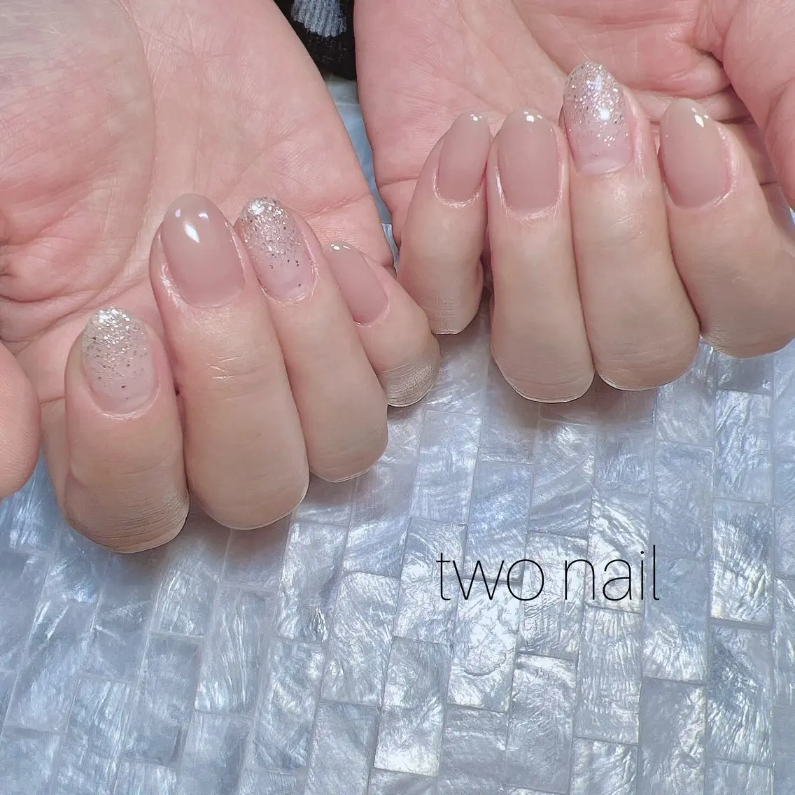 ネイル ネイルチップ ホワイト ハンドネイル two nailのネイルデザイン