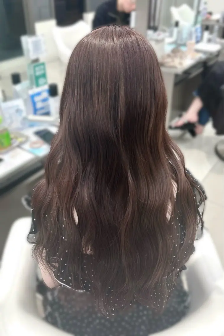 カラー ブラウンカラー ラベンダーカラー 岡野 真帆のヘアスタイル