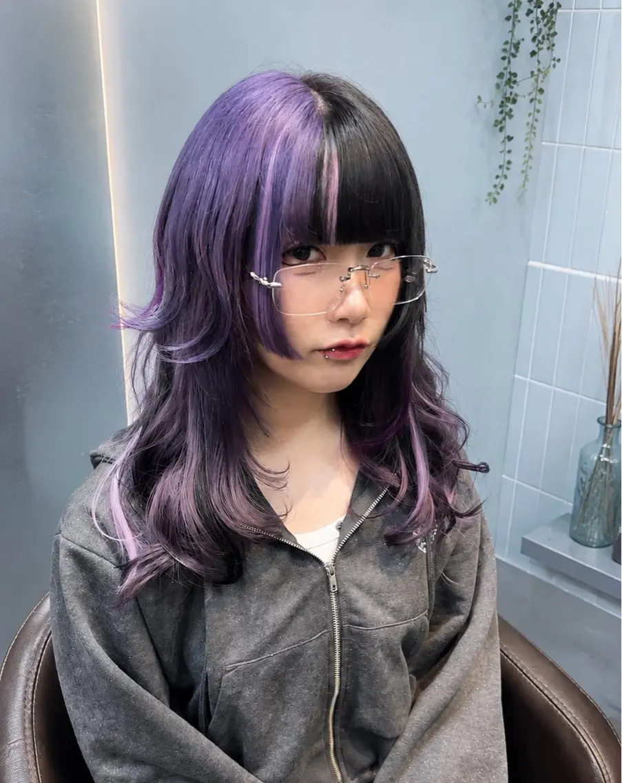 セミロング カラー 黒髪 パープルカラー エクステ 村上 さくらのヘアスタイル