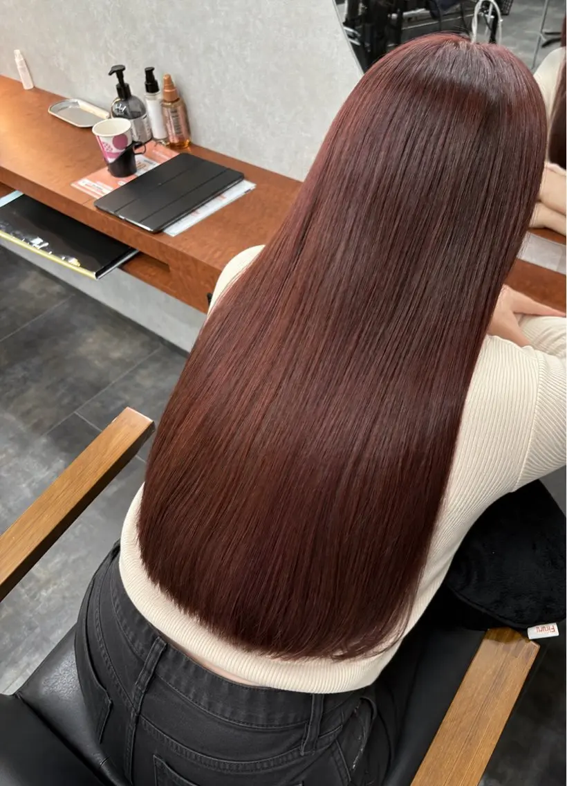 セミロング カット ヘアカラー 佐藤 菜穂のヘアスタイル