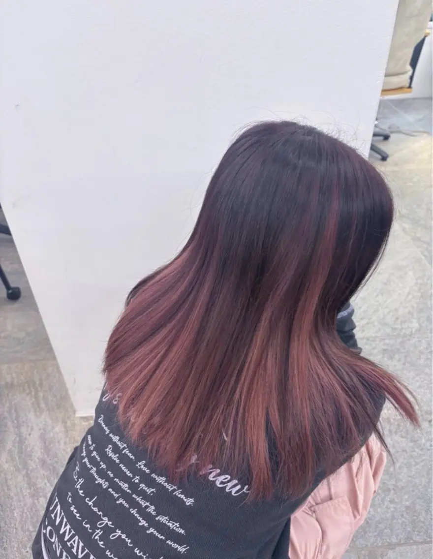 カラー イヤリングカラー インナーカラー カラー/ブリーチ/ 🩶RENA🩶のヘアスタイル